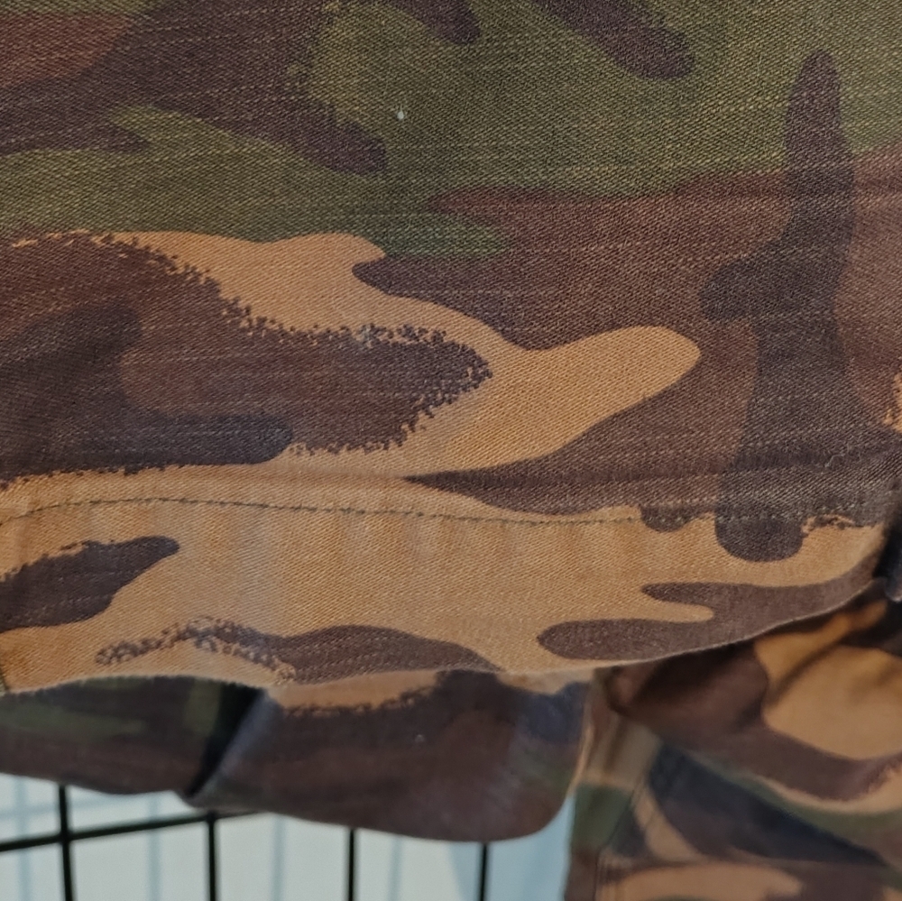 Levi’s Camo Cargo Pants - Picture 7 of 10